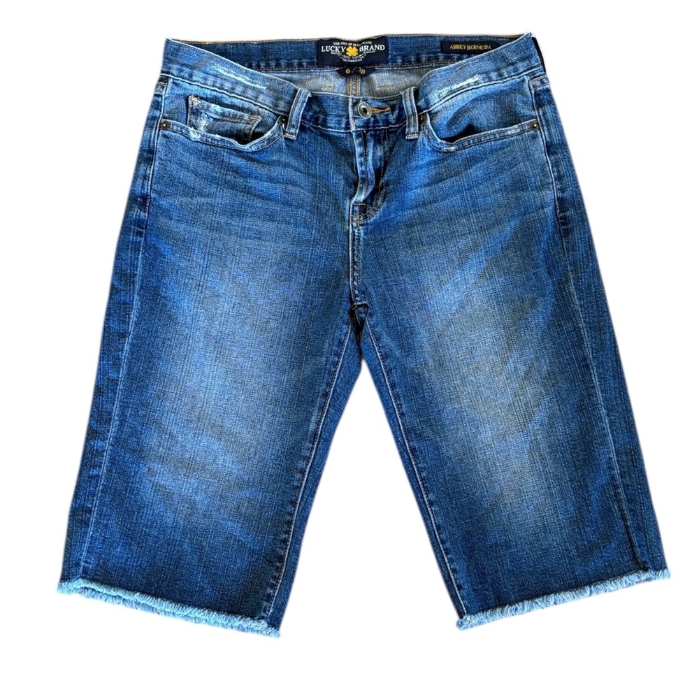 Lucky Brand Abbey Bermuda Shorts Raw Hem‎ Size 6 / 28 (Waist 30”)